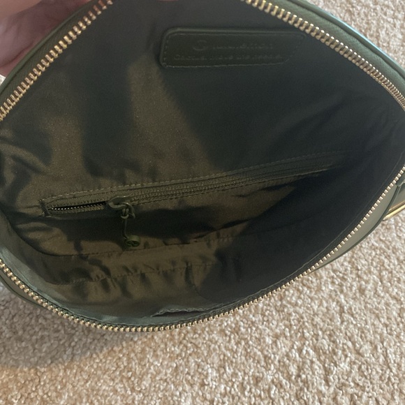 Lululemon leather belt bag - Picture 5 of 5